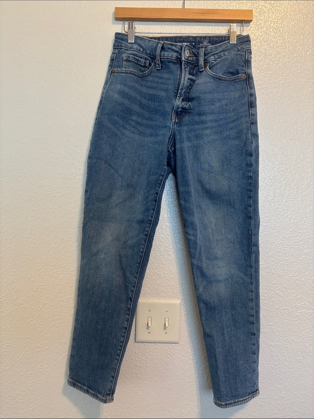 Classic High-Rise Women's Blue Jeans